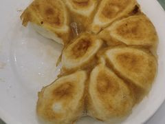 芸豆肉水煎包-良友·海鲜青岛菜(五四广场店)