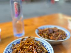 -珠宝街老左杂酱面馆
