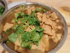 -柳州肥姨妈大骨螺蛳粉(东靖路店)