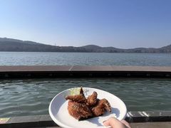 藜麦脆皮乳鸽-水上明月·湖景餐厅
