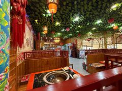 -袁小二大东北铁锅炖(吉祥村总部)