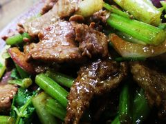 爆炒小黄牛-苗湘食府(十年店)