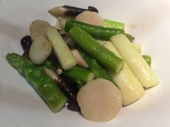 春天素三鲜-琥珀·原创臻选店(维家思店)