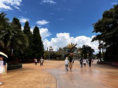 -七彩云南欢乐世界