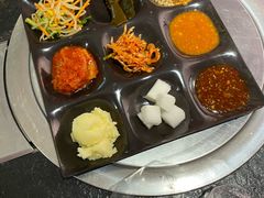 -烤路里·韩国品质自助烤肉(石路天虹4号店)