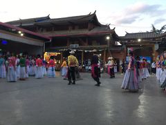 -摩梭传统篝火晚会
