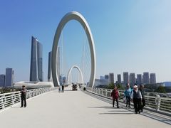 -南京眼步行桥