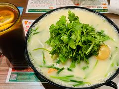 浓汤鱼汁小锅米线-肥汁米蘭香港米线(宁波路总店)