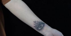 -木子·纹身店TATTOO穿孔·洗纹身