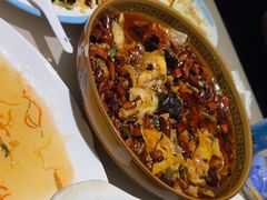 -老码头黑皮肘子锅包肉(赣水路店)