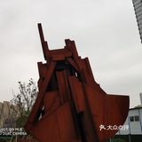 更有甚者部分商家因为了满足群众美好生活需要