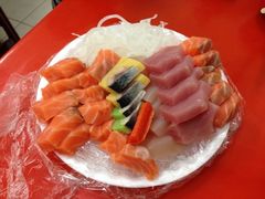 综合生鱼片30片150元台币-垦丁辉哥生鱼片