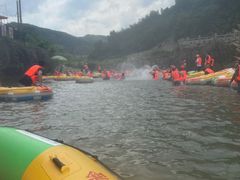 -虎啸峡漂流