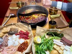 -三顾烤庐·烤鱼·烧烤·龙虾(奉贤店)