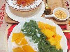 黄金孖宝绿茶拉面-甜心妈妈·榴莲星级糖水(北京路总店)