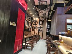 -8PINTS八品脱·日料·烧鸟·精酿小酒馆(莘庄店)