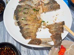 -肥肥虾庄·金牌油焖大虾(东湖欢乐谷店)