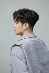 -查尔曼男士理发馆
