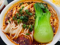 -麻六记(凤凰汇店)