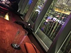 景观位-NIUNIUPARK和牛螃蟹(龙湖杭州滨江天街店)