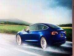 -TESLA 特斯拉(上海太古汇体验店)