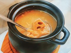 莲藕鸡脚汤（明火例汤）-文记壹心鸡(宝华路店)