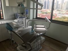 -Dr.Z dental仁康种植矫正中心