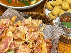 油炸紫洋芋-老滇山寨•云南特色菜•地方菜•民族风情歌舞表演(经开区店)
