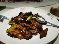 -鹊华居·地道鲁菜·海鲜·融合味(大明湖店)