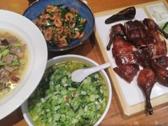 -老滇山寨•云南特色菜•地方菜•民族风情歌舞表演(金碧店)