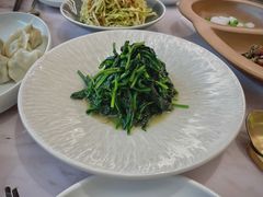 有机菠菜炒紫菜-喜鼎海胆水饺(平安金融中心店)