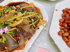-鲁员外地锅鸡地锅鱼(古墩路店)