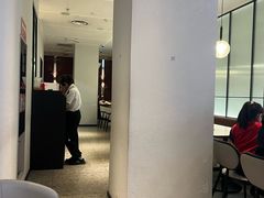 -必胜客(松雷店)