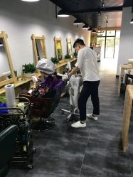 -明洞造型精品烫染