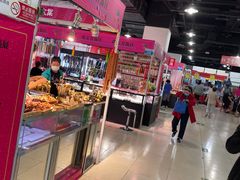 -中国国际会展中心-马甸购物街