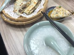 -桐香园小笼包(百井坊巷店)