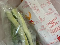 -Bánh Mì Huynh Hoa