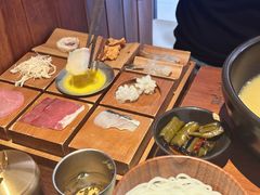 -银米·云南传统过桥米线(双廊黑金冠店)