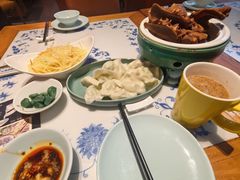 -东方饺子王(新阳路店)