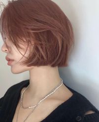 -苏豪美发S A L O N烫发染发