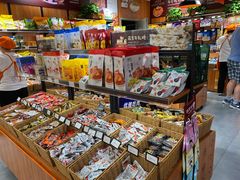 -来伊份(前进西路万象汇店)