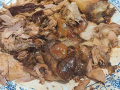 -老天桥酱肉烧饼夹肘子(天桥店)