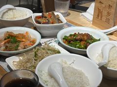-老乡鸡(上海白玉兰广场店)