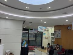 -雅悦齿科(顾村公园店)