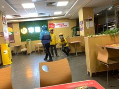 -华莱士·全鸡汉堡(五爱道店)