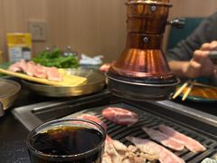 -臻牛烤肉