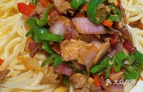 Xinjiang Grilled Meat Noodles
