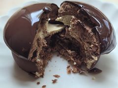 -VERIE BAKEHOUSE