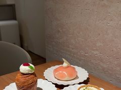 -VERIE BAKEHOUSE