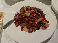 -彩云天云南餐厅
